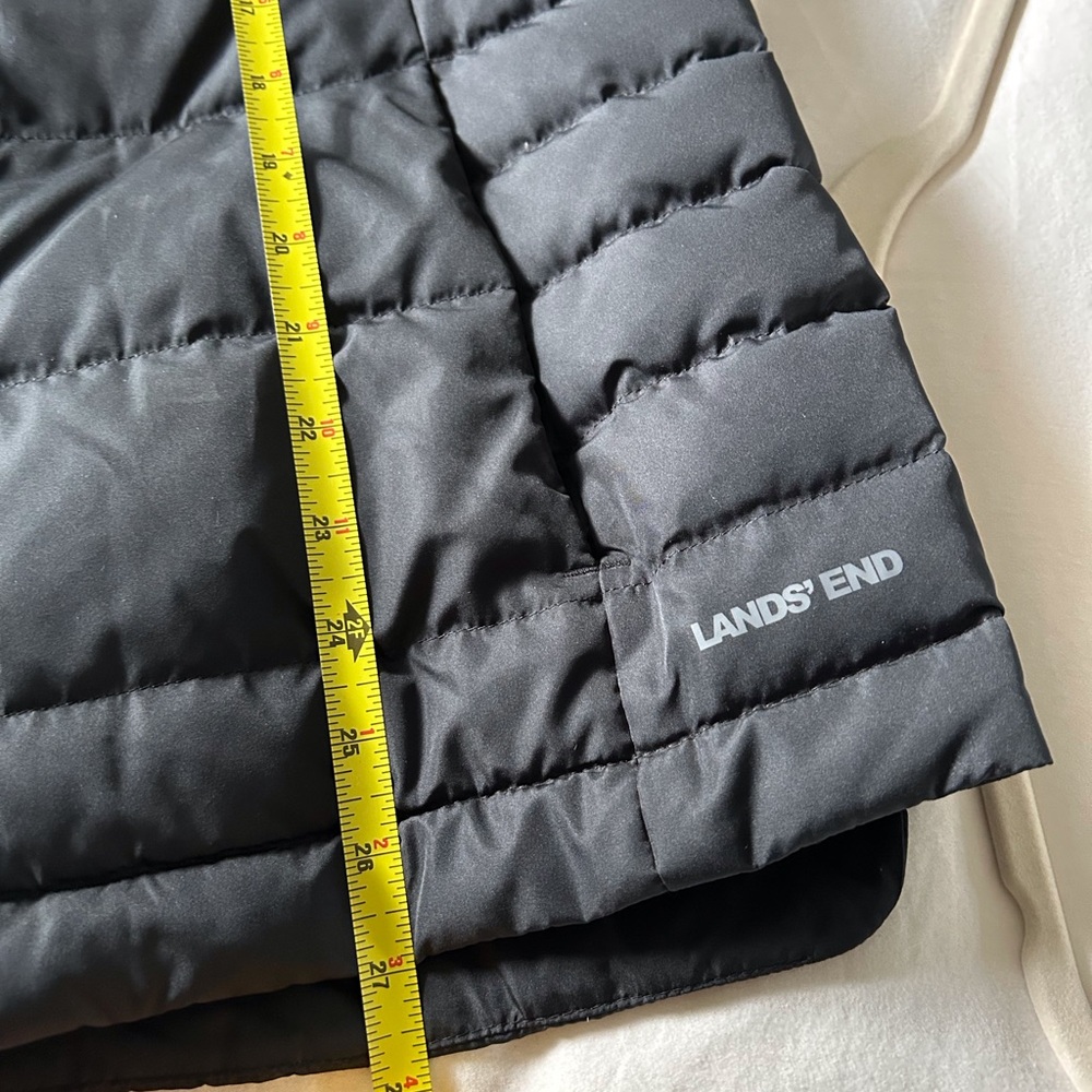 Women’s Land’s End Black Down Jacket.  Size Large.  Like New Condition - Picture 10 of 12